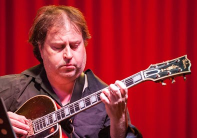 Axel Hagen with Olaf Tarenskeen live